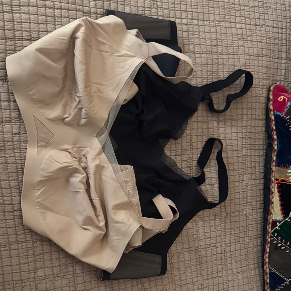 Honey love crossover bra 36D/DD Wireless Bra